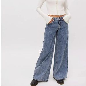 BDG Low & Wide Jean Size 26